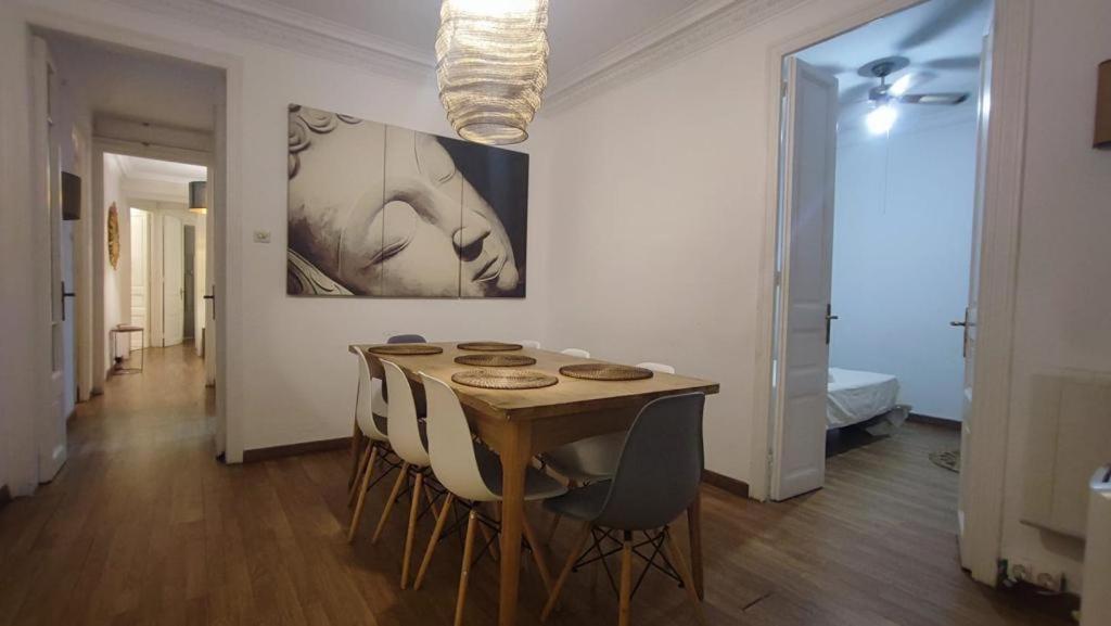 Alani Montjuic Hostel Βαρκελώνη Εξωτερικό φωτογραφία